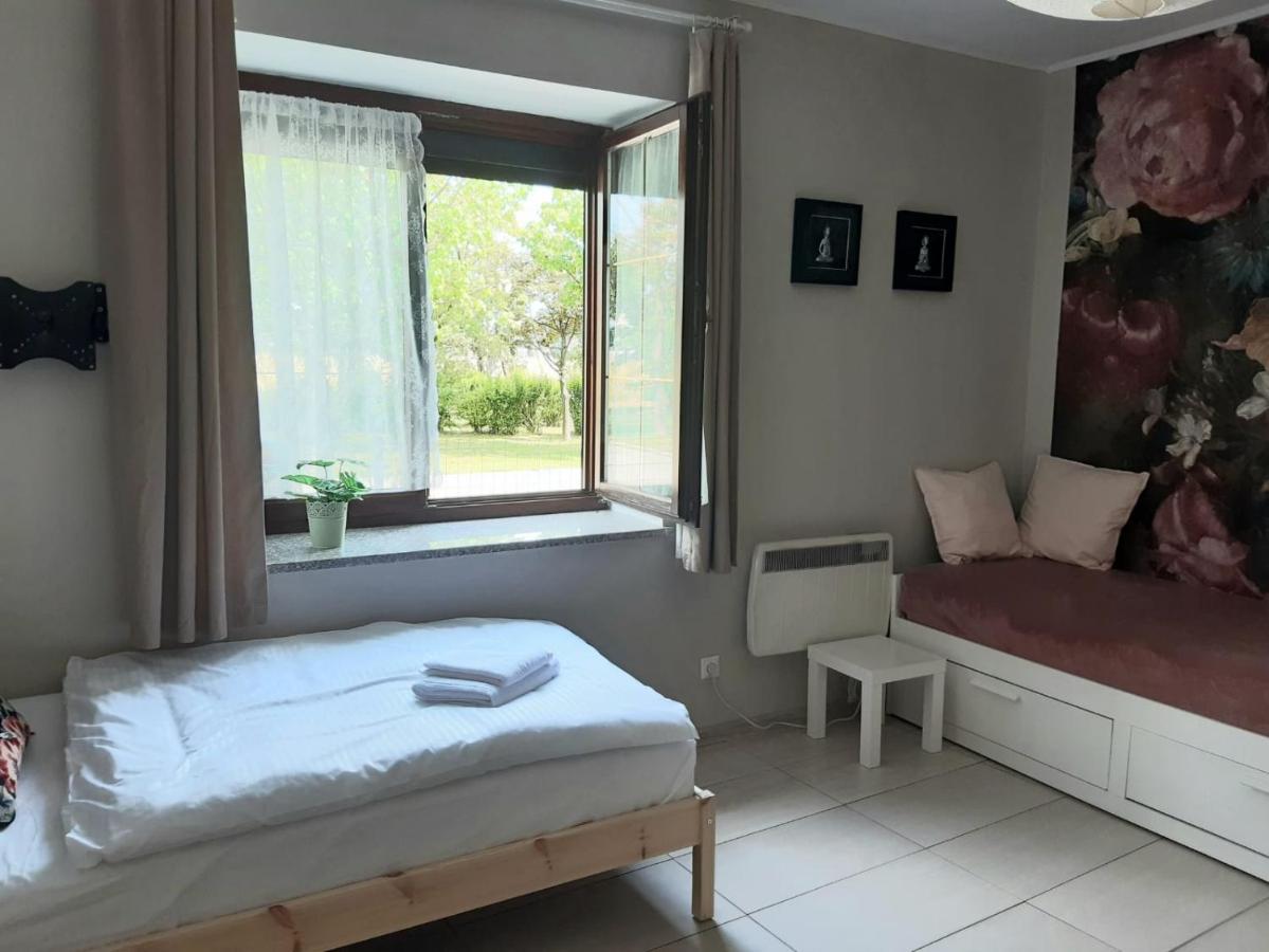 Apartamenty Rodzinne Pilica Park Сулеюв Экстерьер фото